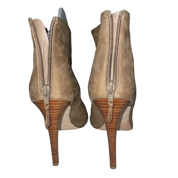 Stuart Weitzman In & Out Tan Nubuck Peep Toe Stiletto Bootie size 10 - Picture 12 of 16